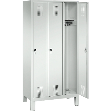 Taquilla Evolo S 3000, acero, 3 compartimentos, cierre de pasador giratorio de seguridad, gris luminoso RAL 7035/gris luminoso RAL 7035