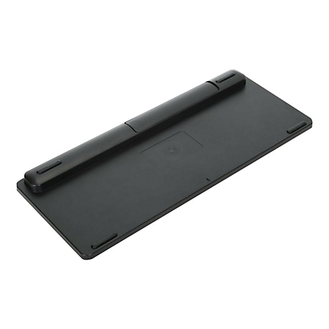 Schwarzes Tablet von unten. Erhöhter Bereich, Gummifüße und Vertiefung.