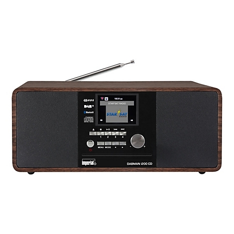 Digitalradio Imperial DABMAN i200 CD mit Holzgehäuse, Display, CD-Schlitz und Tasten vor weißem Hintergrund.