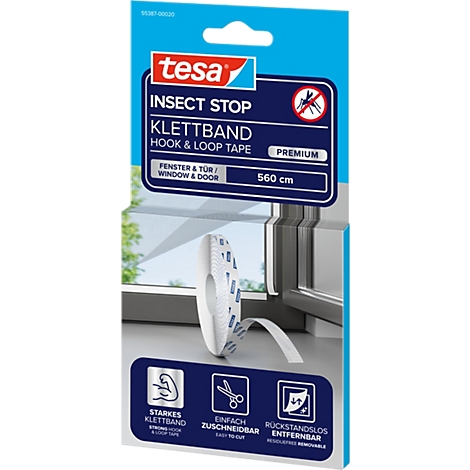Produktverpackung von Tesa Insektenstopp Klettband, Rolle vor Fenster. Text: starkes Klettband, einfach zuschneidbar, rückstandslos entfernbar.