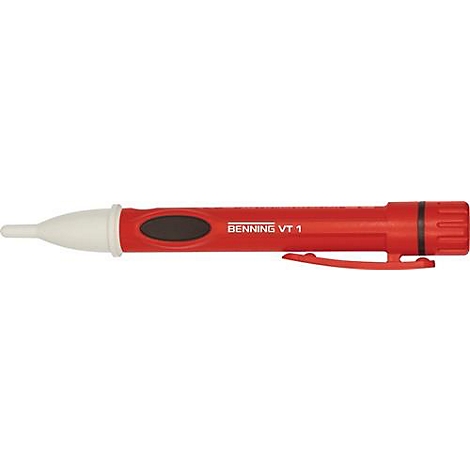 Un testeur de tension rouge en forme de stylo avec une pointe blanche. L'inscription BENNING VT 1 est visible sur l'appareil.