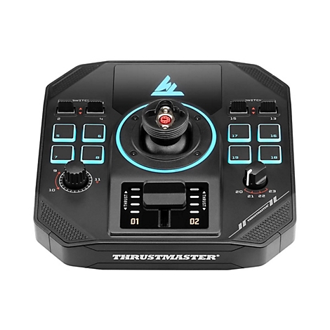 Schwarzes Thrustmaster Flugsteuerungs-Panel mit beleuchteten Tasten, Drehreglern und zwei Schubhebeln vor weißem Hintergrund.