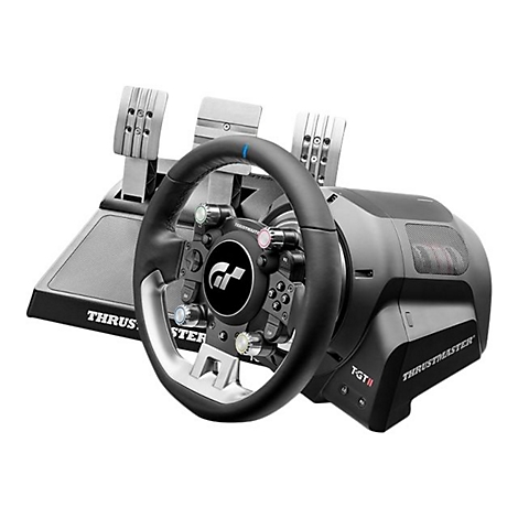 Schwarzes Thrustmaster T-GT II Rennlenkrad mit Pedalerie vor neutralem, weißem Hintergrund.