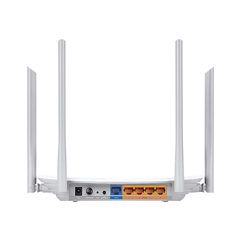 Hellweißer Router mit vier Antennen. Rückseite mit Anschlüssen für Strom, Internet und Ethernet.