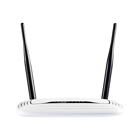 Weißer Router mit zwei schwarzen Antennen auf weißem Hintergrund. Oben links und rechts der Antennen abgerundet.