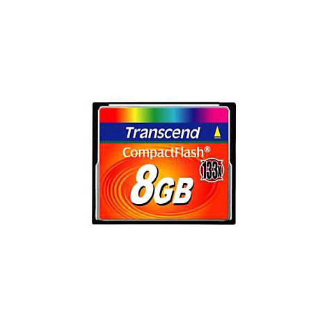 Gros plan sur une carte mémoire CompactFlash Transcend. La carte affiche "8 Go", "133x" et le nom de la marque.