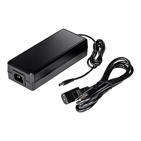 Schwarzes Netzteil mit Stromkabel und Stecker auf weißem Hintergrund.