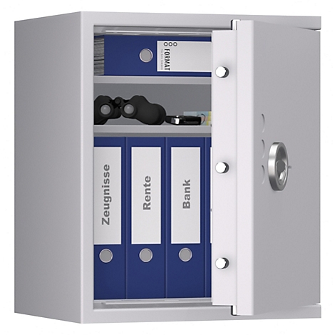 Ein geöffneter Tresor mit Ordnern, Fernglas und Geld. Auf den Ordnern stehen die Begriffe Zeugnisse, Rente und Bank.