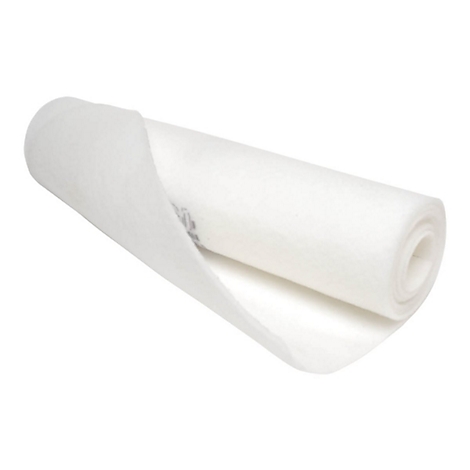 Eine gerollte, weiße Stoffbahn, die teilweise abgerollt ist. Der Hintergrund ist weiß.