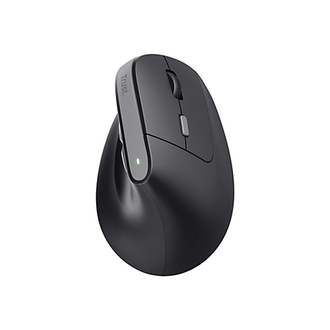 Schwarze, ergonomisch geformte Vertikal-Maus von Trust mit leuchtender grüner Status-LED auf weißem Hintergrund.