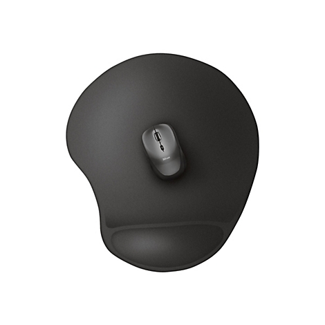 Schwarzes ergonomisches Mauspad mit Gel-Handballenauflage und darauf platzierter grauer Trust-Computermaus.