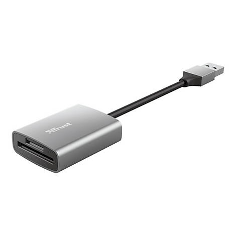 Silberner Trust Speicherkartenleser mit USB-A Anschluss vor weißem Hintergrund.