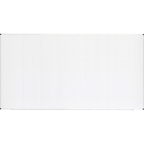 Große, leere weiße Tafel mit silbernem Rahmen.