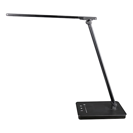 Zwarte bureaulamp met rechthoekige voet en lange, verstelbare arm. Kleine knoppen en symbolen staan op de voet.