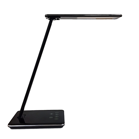 Schwarze, minimalistische LED-Schreibtischlampe in Seitenansicht vor weißem Hintergrund.