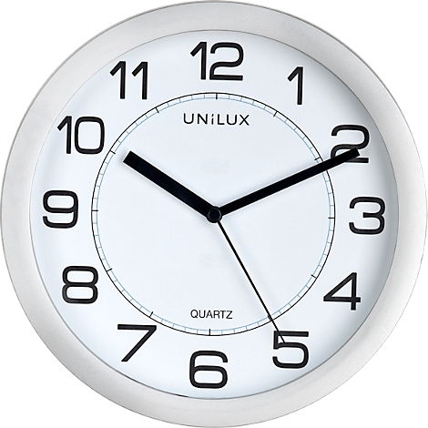 Eine weiße Wanduhr mit schwarzen Zahlen und Zeigern. Das Zifferblatt trägt den Schriftzug "UNILUX" und "QUARTZ".