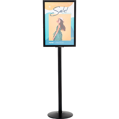 Présentoir noir avec une publicité. L'affiche indique "Soldes" et montre une femme.