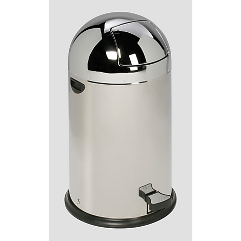 Edelstahl-Treteimer, glänzend, mit Kuppeldeckel und Fußpedal.