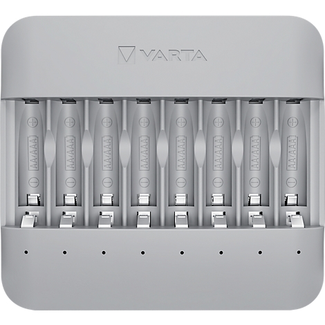 Graues Batterieladegerät mit acht eingelegten Batterien. Oben steht 'VARTA'.