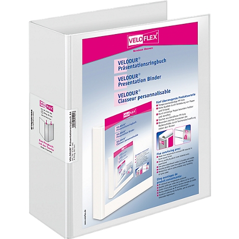 Classeur de présentation blanc avec étiquette et texte roses. Une illustration du produit est visible sur la couverture.