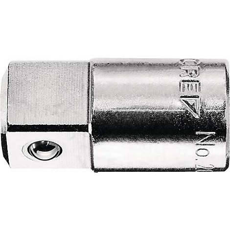 Ein silberner Adapter. Aufschrift: "PREZ No. 24".