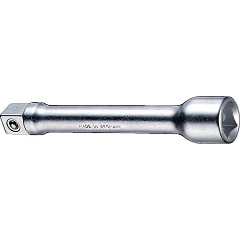 Verchroomde verlenging voor een moersleutel met de inscriptie "MADE IN GERMANY".