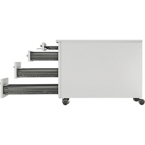 Een witte archiefkast, laden gedeeltelijk uitgetrokken, wielen aan de onderkant.