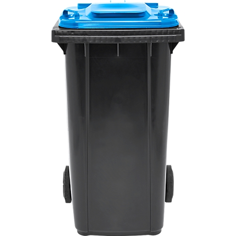 Zwarte vuilnisbak met blauw deksel. Met wielen voor gemakkelijk transport.