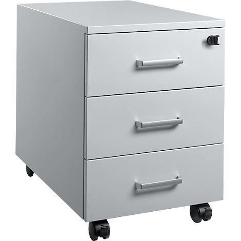 Een grijze rolcontainer met drie laden en zilveren handgrepen. Hij staat op zwarte wieltjes.