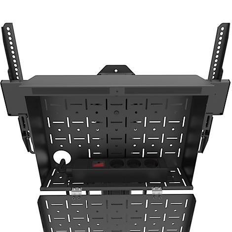 Zwarte wandbevestiging voor apparatuur met perforaties en een stekkerdoos.