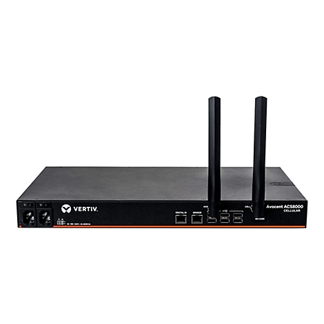 Schwarzes Netzwerkgerät mit zwei Antennen. Auf der Vorderseite sind Anschlüsse und der Schriftzug "VERTIV" zu sehen. Rechts steht "Avocent ACS8000 CELLULAR".