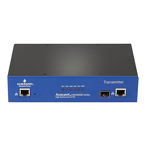 Ein rechteckiger, blauer Transmitter mit schwarzen Deckel. Aufschrift: Avocent HMX6000 Serie und Transmitter. Anschlüsse: Net, Ser, Aud, USB, DVI und PWR.