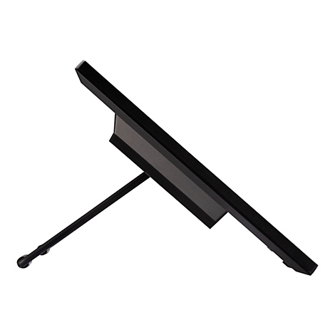 Un moniteur noir, vu en diagonale, avec support. Le cadre est angulaire, le pied est une seule tige.