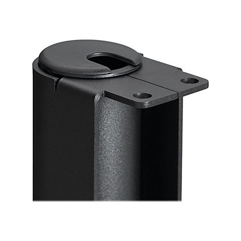 Schwarze Kabeldurchführung aus Metall mit runder Abdeckung und zwei Löchern. Detailaufnahme, Nahaufnahme.