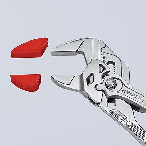 Tang met rode beschermkappen. Op het gereedschap staat "KNIPEX" en "MADE IN GERMANY".