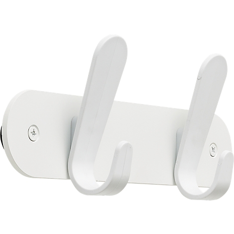 Witte wandhaak met twee hangers, aan de muur gemonteerd. Schroeven zijn zichtbaar.