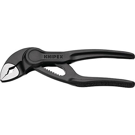 Zwarte tang, zilveren bekken, Knipex-opschrift.