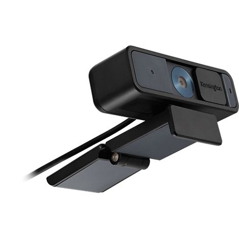Zwarte Kensington webcam, gemonteerd met kabel. Op de webcam staat "Kensington".