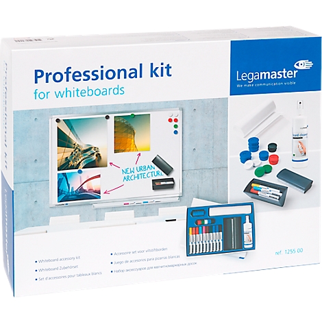 Een Legamaster whiteboard kit. Inscriptie: Professional Kit for Whiteboards. Vermelde producten zijn: pennen, magneten, schoonmaakbenodigdheden.