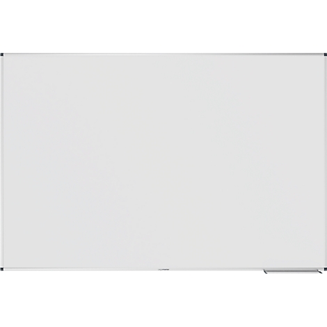 Wit whiteboard met zilveren frame. De onderste rechterhoek toont een pennenhouder.