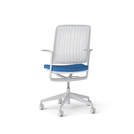 Rear view of a white office chair with a blue seat and gray, perforated mesh back. On a white background.