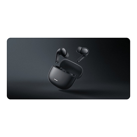 Schwarze kabellose In-Ear-Kopfhörer über ihrem geöffneten Ladecase vor dunklem Hintergrund.