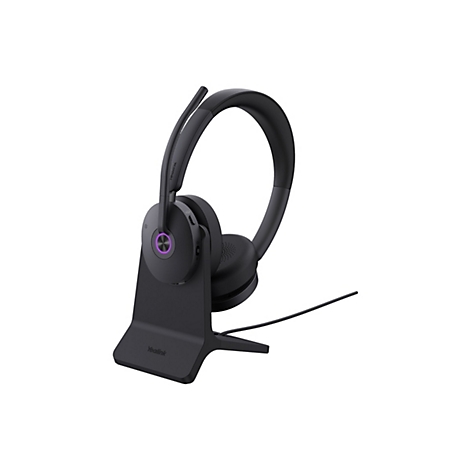 Schwarzes Headset mit Mikrofon und Ladestation. Der Bügel trägt den Schriftzug "Yealink". Auf dem Kopfhörer leuchtet ein violetter Kreis.