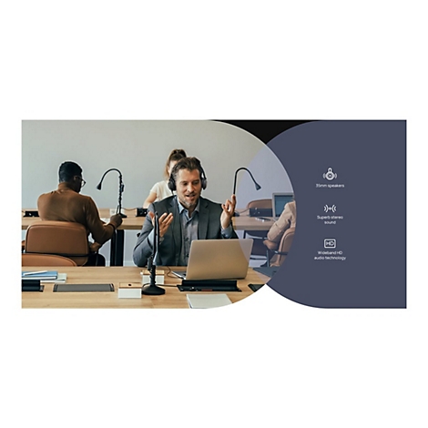 Mitarbeiter mit Headsets arbeiten im BÃ¼ro. Ein Mann spricht mit Laptop und Gesten. Grafiken zeigen Merkmale: Stereo-Sound, HD Audio.