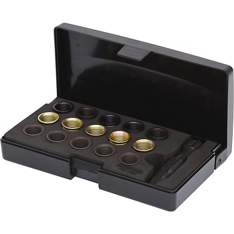 Schwarze Werkzeugkiste mit geöffnetem Deckel. Darin liegen mehrere Schraubbuchsen mit verschiedenen Farben. Ein Schraubenzieher ist ebenfalls zu sehen.