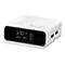 Weißes Multi-Port USB-Ladegerät von 4smarts mit Displayanzeige für Ladeleistung in Watt vor weißem Hintergrund.