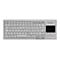 Helle Kompakttastatur mit deutschem QWERTZ-Layout und integriertem Touchpad auf der rechten Seite.