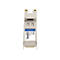 SFP-Transceiver-Modul aus Metall mit blauem AddOn-Logo und weißem Typenschild.