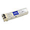 Ein silberner SFP-Transceiver-Modul mit blauem Aufkleber, beschriftet mit 'addon' und technischen Spezifikationen.
