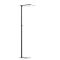 Lampadaire argenté avec tête de lampe carrée, poteau vertical et base rectangulaire sur fond blanc.